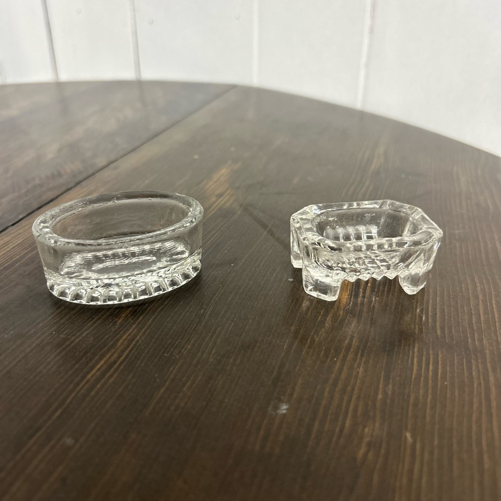 Set of 2 Clear Cut Crystal Glass Salt Pinch Dishes, Salt Cellars, Salt Dips